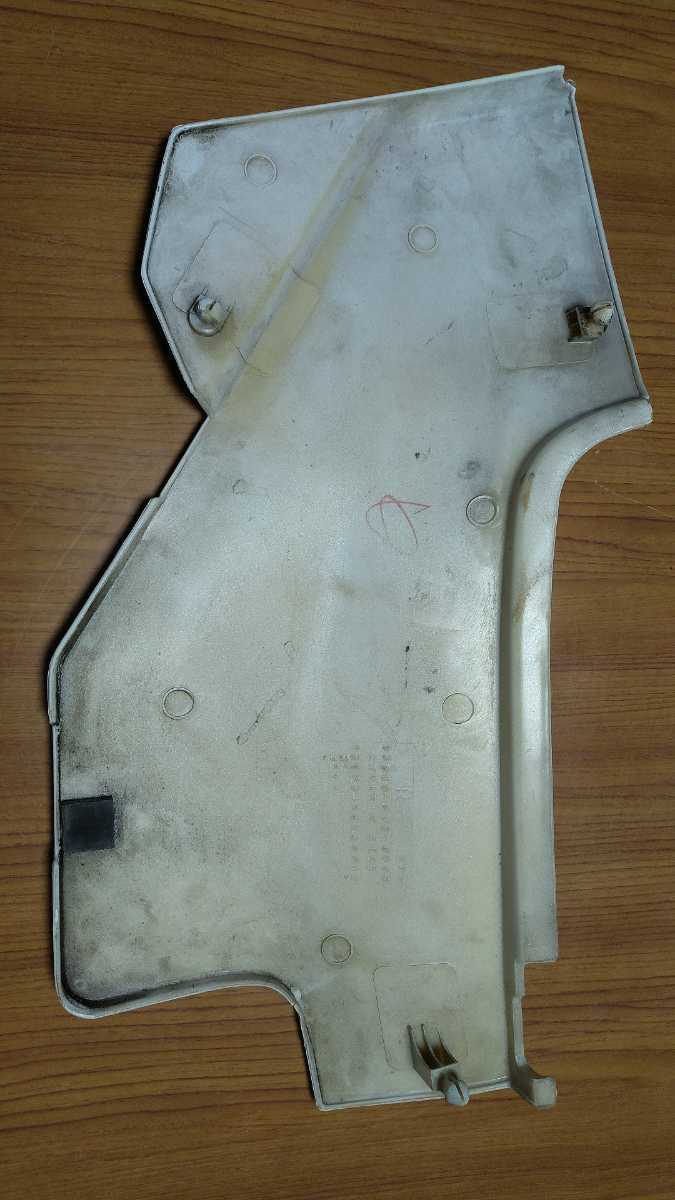 CBR400F 右サイドカバー　_2