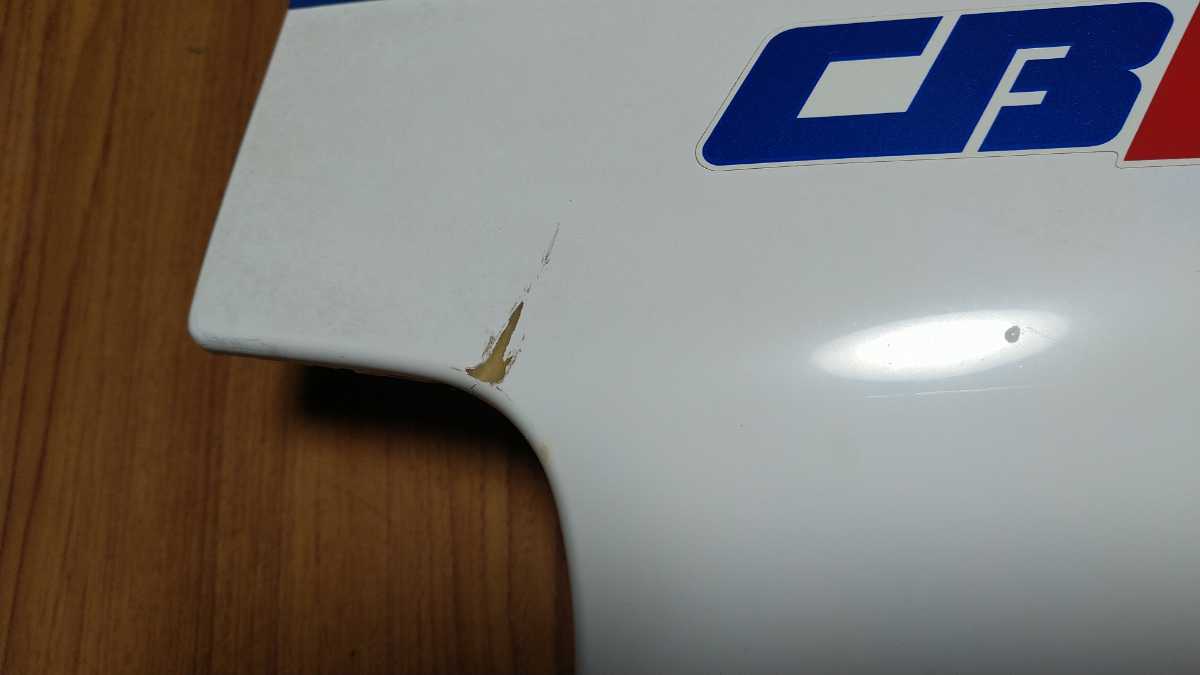 CBR400F 右サイドカバー　_7