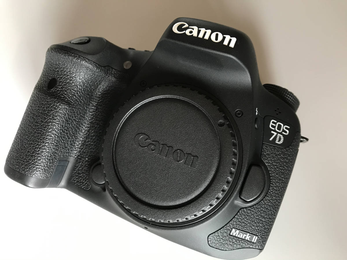 ジャンク Canon EOS 80D デジタル 一眼レフ カメラ ボディ キャノン