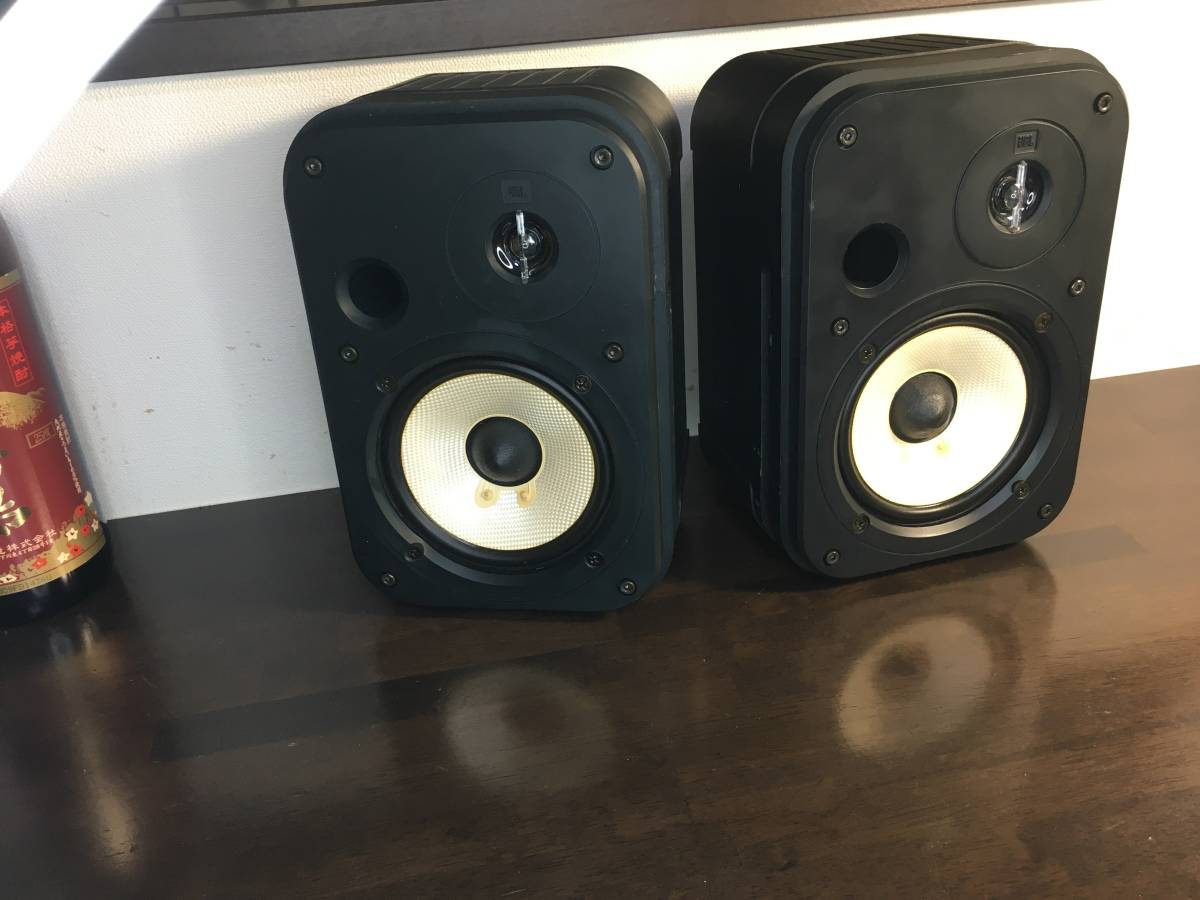 JBL Control 1の修理・レビュー：修理は面倒＆高音寄りな音です 方法 1