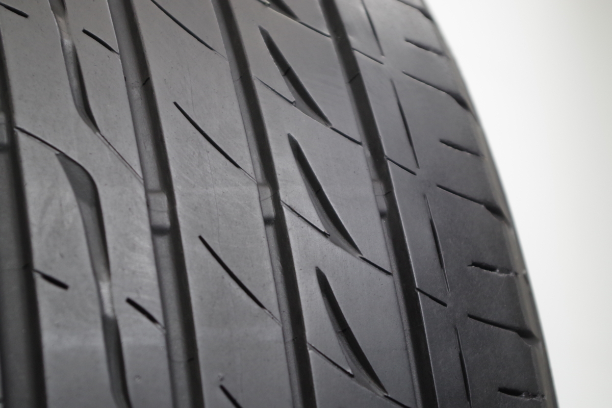 BLIZZAK VRX】 215/55R17 94Q 2016年製造 ブリヂストン ブリザック 4本 