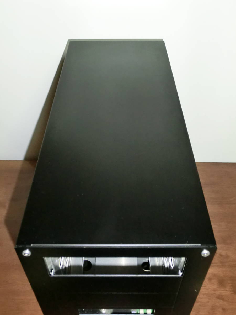 Abee アルミ製 ミドルタワーケース AS Enclosure M5 Sycom - Enclosure 自作PC 高品位アルミ製ケースが「Abee」から発売開始！ 価格.com アビー、フルタワーにもバージョンアップ可能なアルミPCケース「AS