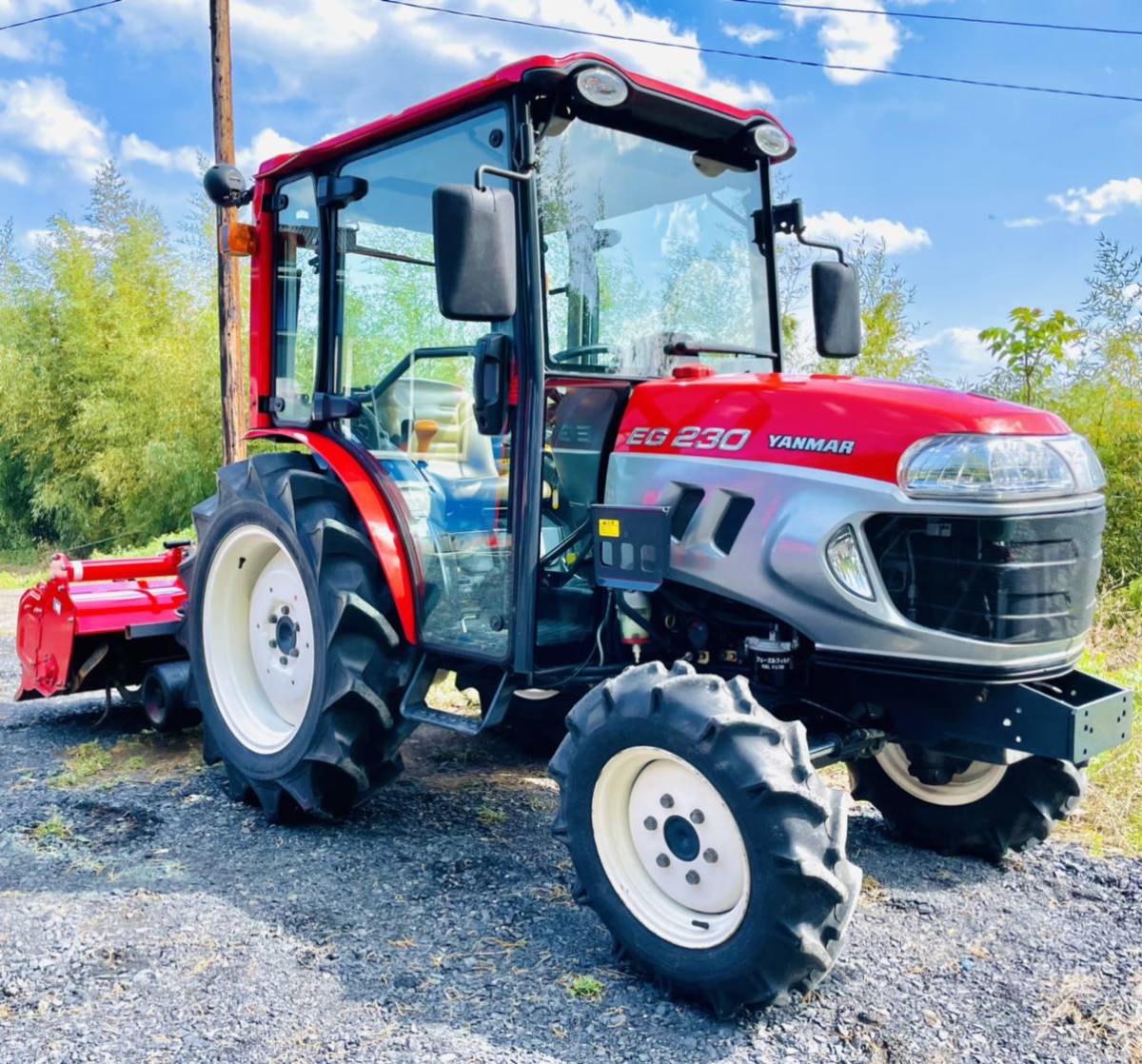 トラクター ２３馬力 ヤンマー ｅｇ２３０ 時間１０５ｈ ４ｗｄ コバシロータリー付き エアコンキャビン トラクター 車体 売買されたオークション情報 Yahooの商品情報をアーカイブ公開 オークファン Aucfan Com