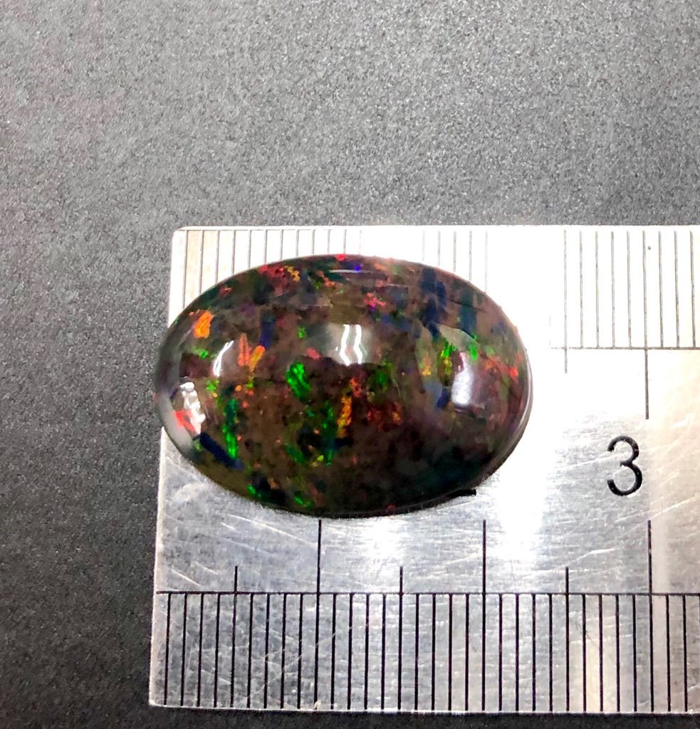 【でかすぎる！】遊色綺麗　特大　極上最高級天然ブラックオパール　カボションルース　23×15mm　11.5ct　一円～