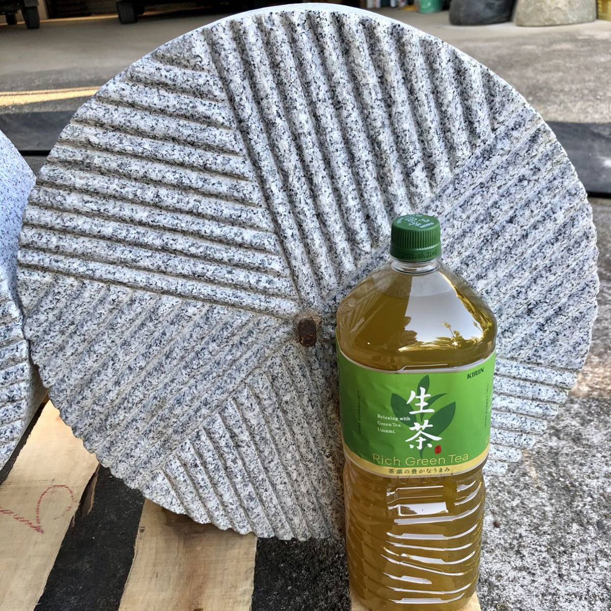 石臼 ひき臼 御影石 ひきうす ｜石臼 いしうす 粉挽き 昔ながらの 蕎麦挽き 挽き臼 茶臼 ひき - 決定 直接引取限定 公式通販