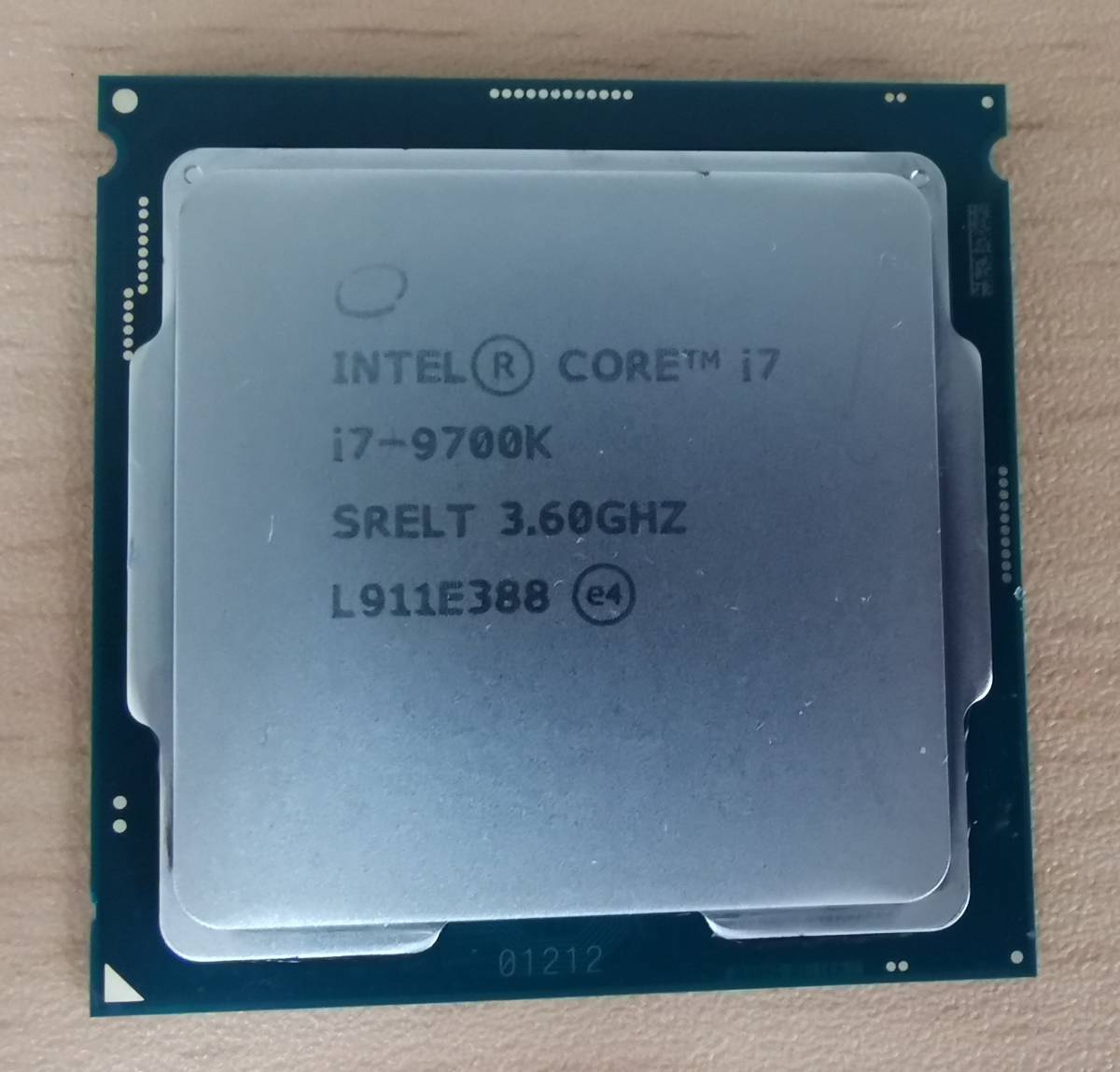 動作未確認】 Intel Core i7 9700K CPU 本体​