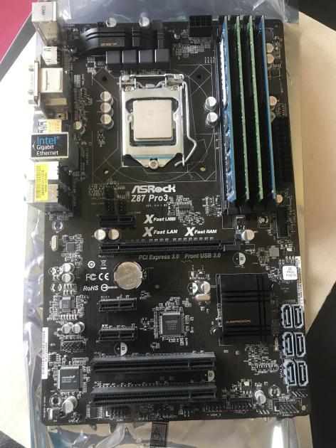 Z87 ASRock i7 Pro3 4770k＋メモリー CORE Pro3＋Intel PCパーツ