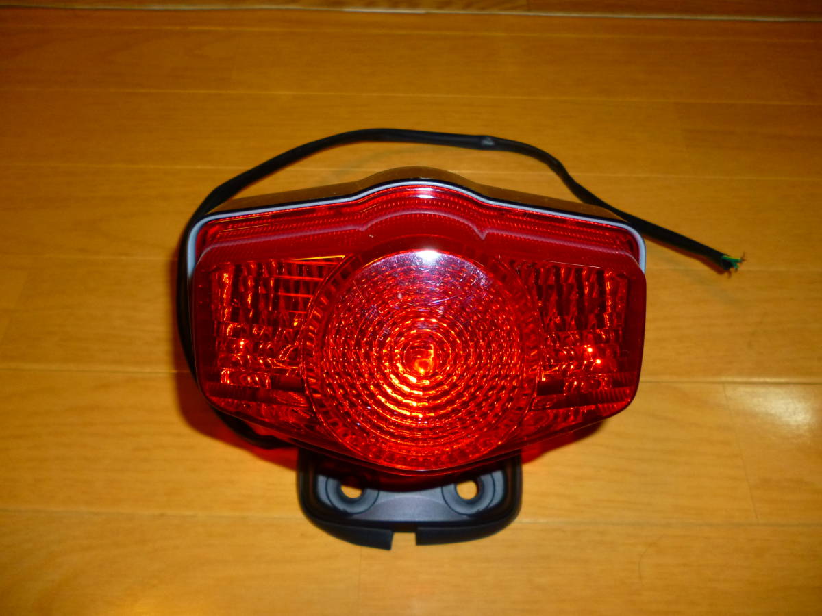 【低価，安い】 CB1100 SC65 純正テールランプassy(テールランプ)｜売買されたオークション情報、yahooの商品情報をアーカイブ公開 - オークファン ホンダ用