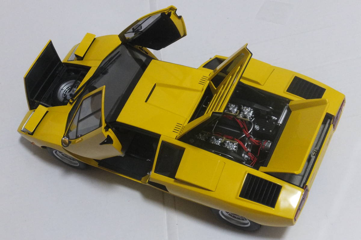 1/12 京商 ランボルギーニ カウンタック LP400 イエロー 黄色 開閉箇所