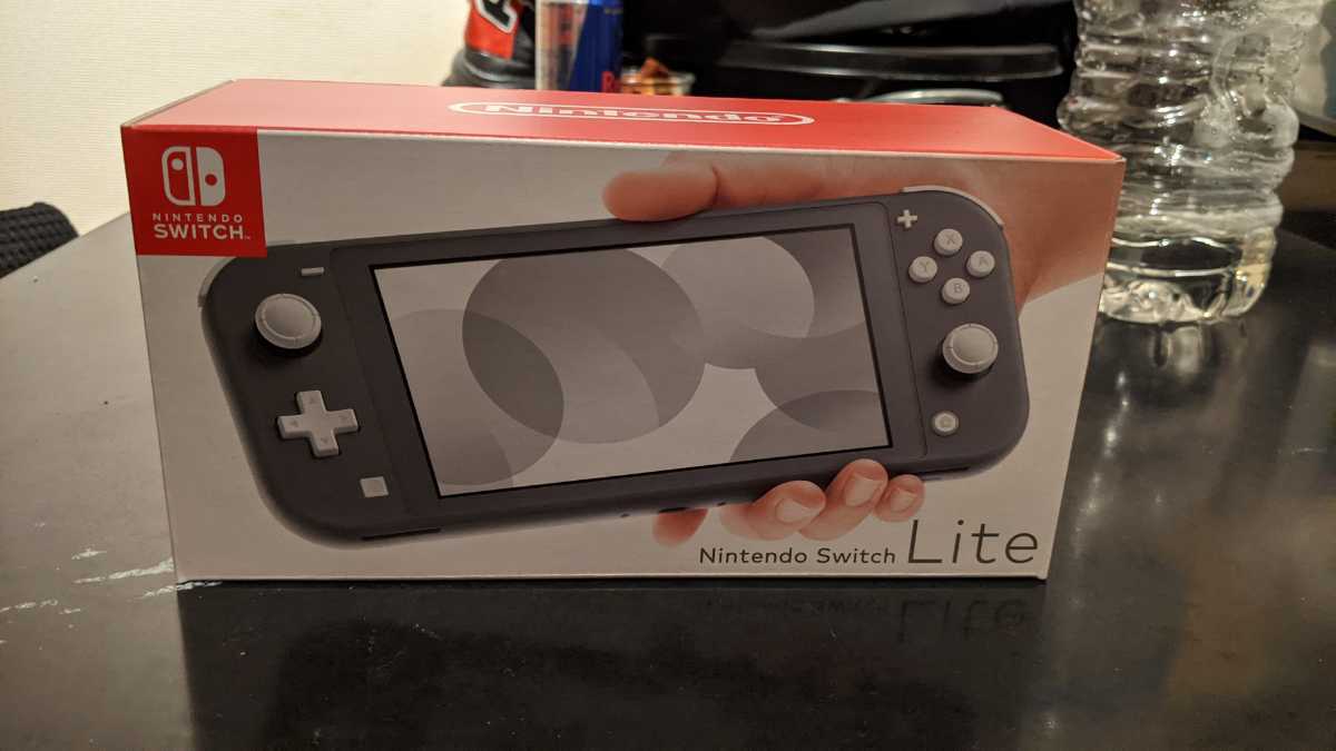 任天堂 Switch light グレーとモンスターハンターRISE