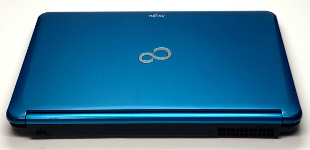 FUJITSU FMVA56GR LIFEBOOK AH56/G Core i7-2670QM 2.20GHz 4GB 750GB