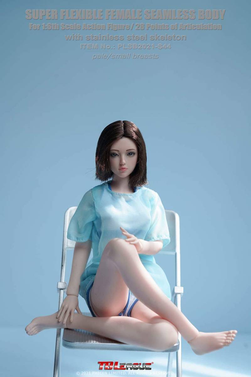 ☆最新 TBLeague 1/6フィギュア 少女 素体 ヘッド付き 服セット 超柔軟性