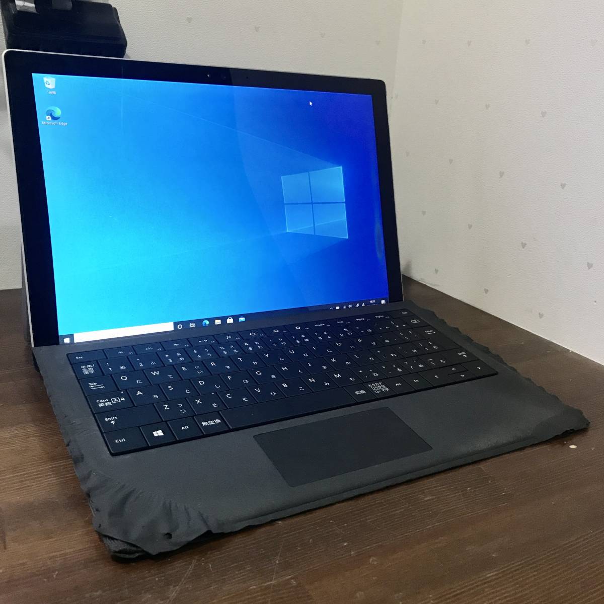 Microsoft Surface Pro4 ジャンク Core-m メモリ4GB SSD128GB タイプ