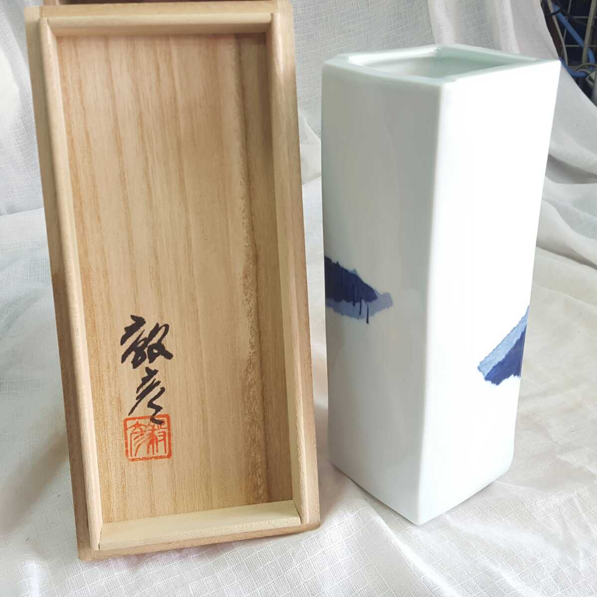 □自宅保管品□日展会員□辻毅彦□聖・西洋風景□角花器□□ ***写真