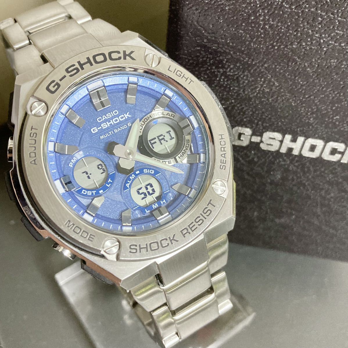 美品G-SHOCK GST-W110D-2AJF G-STEEL Gスチール タフソーラー 電波受信 電波ソーラー マルチバンド6 メタルベゼル メタルバンド 箱付