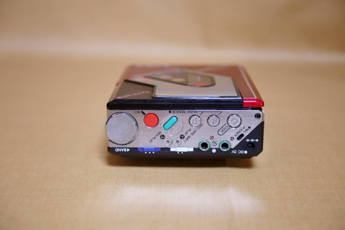 希少♪AIWA アイワ　カセットボーイ　HS-J8 純正ケース付き Kaysun General Trading LLC.
