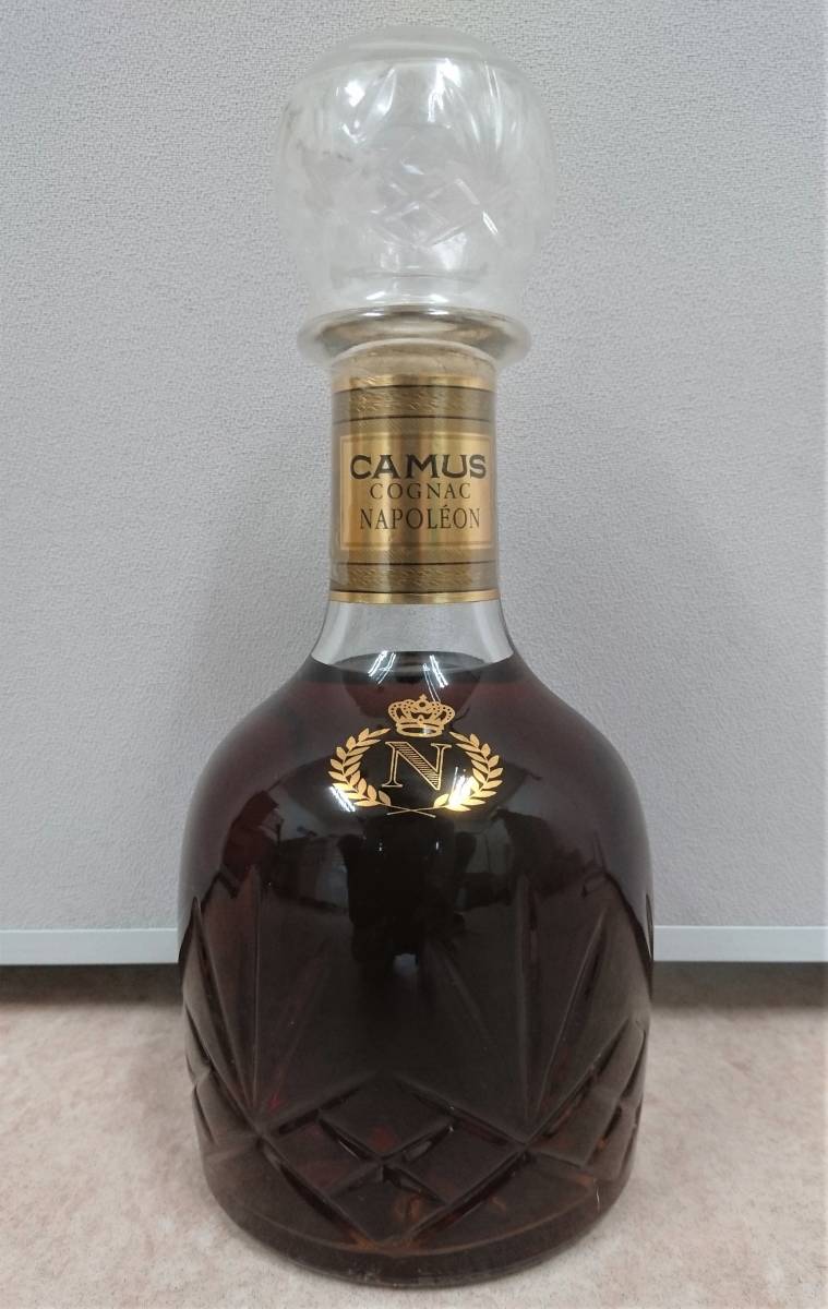 カミュ CAMUS NAPOLEON ナポレオン 古酒 未開栓 コニャック ブック