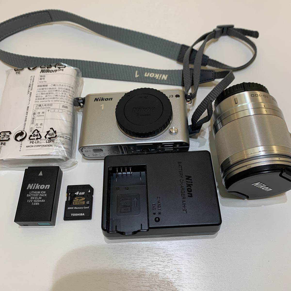 Nikon 0 J3 ミラーレス一眼 | 小型10倍ズームキット NIKKOR 10-100mm VR