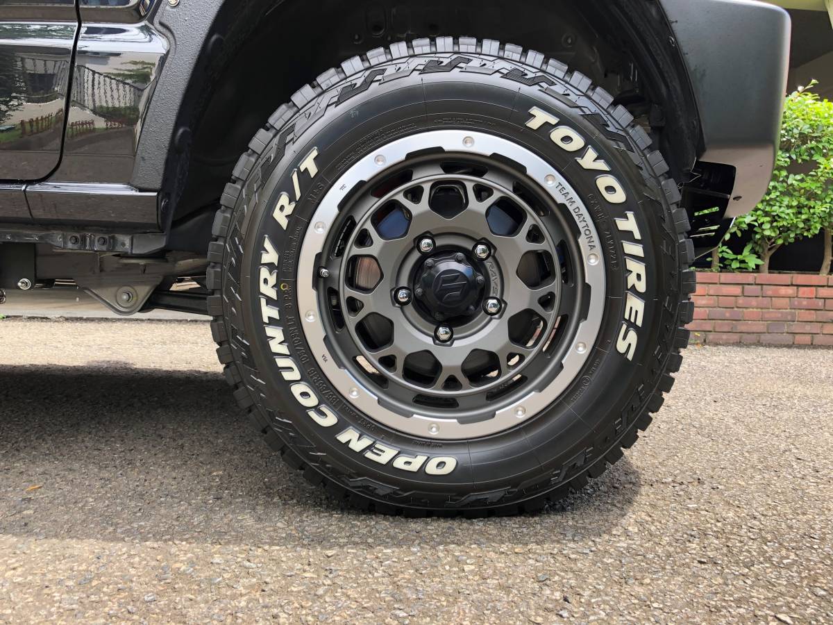 中古美品】JB64ジムニー用 オープンカントリー R/T RT 185/85R16 