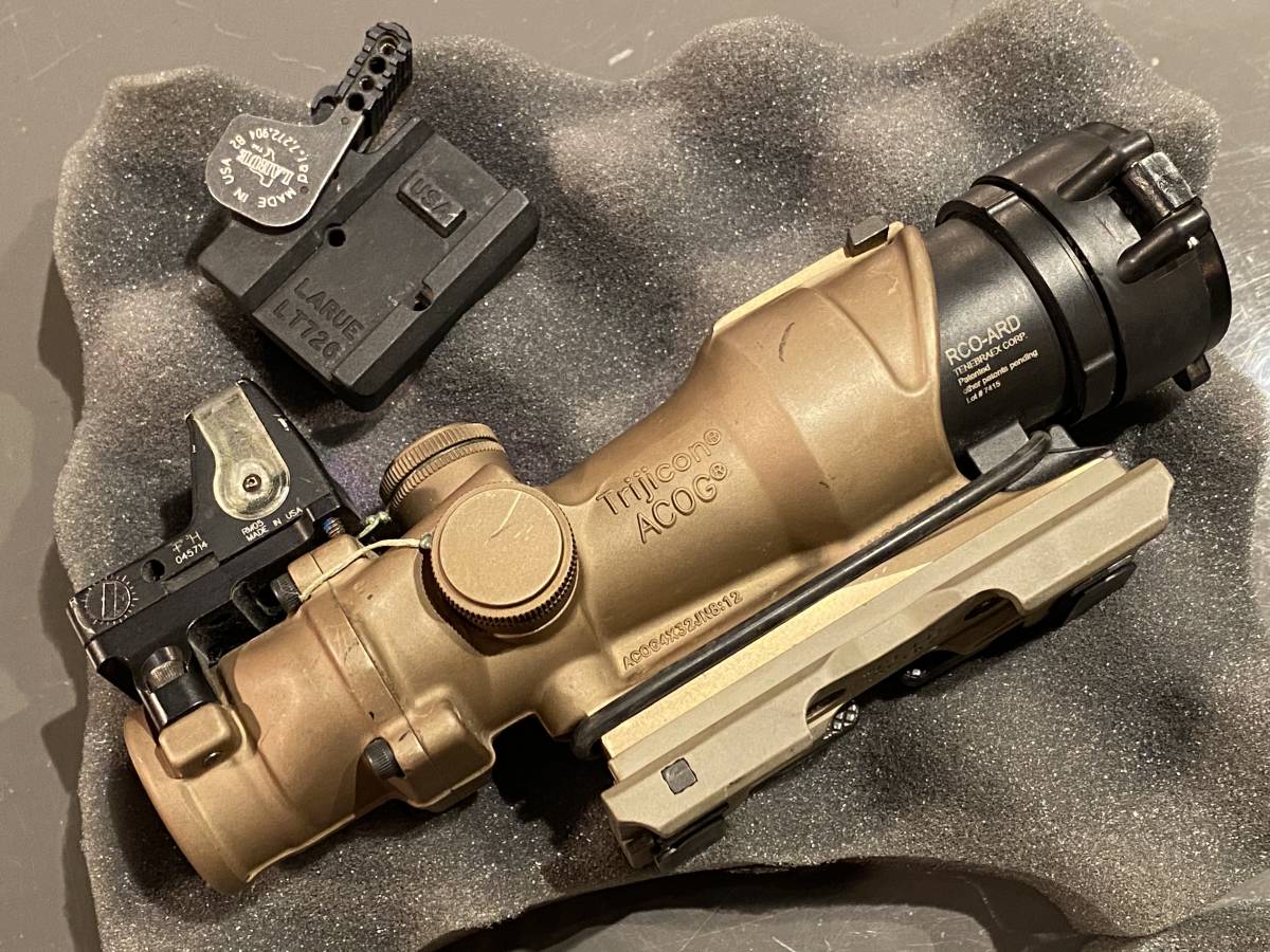 Trijicon ACOG 4倍 スコープ LaRue Tactical Trijicon ACOG® 4x32