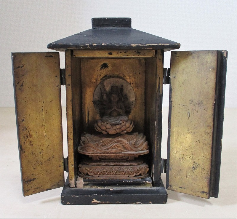【土日値下中】千手観音像　木彫り　仏像　骨董品 木彫 仏像 千手観音 仏教美術 千 木彫仏像 千手観音菩薩 五中国
