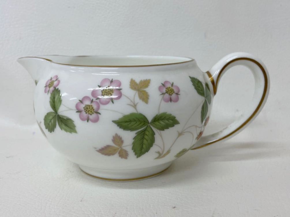  B1G343 ウェッジウッド WEDGWOOD ワイルドストロベリー WILD STRAWBERRY いちご柄 金彩 食器 クリーマー(ウェッジウッド)｜売買されたオークション情報、yahooの商品情報をアーカイブ公開 - オークフ ウェッジウッド