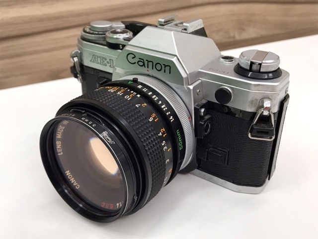 AE-1 Canon Program Camera 50mm w⁄ SLR - 35mm Film CANON For