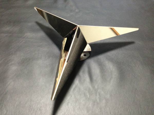 鏡面ステンレス製 大型低床車用 ホイール 19.5 インチ スピンナー 4個 19.5インチ大型車用 ホイールスピンナー 4個 鏡面ステンレス製 19.5