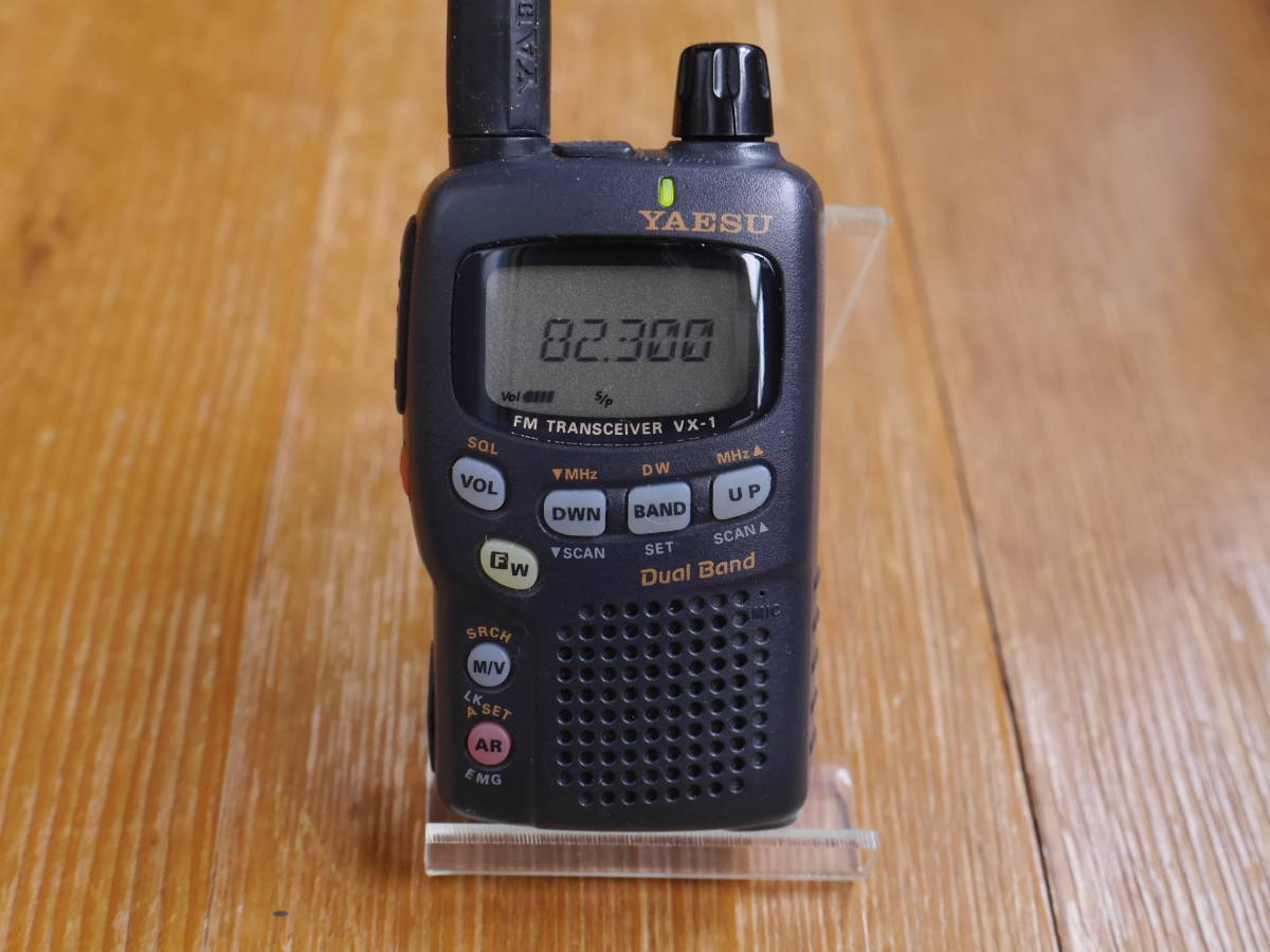 ☆★ YAESU/ヤエス 144/430MHz スーパーコンパクト デュアルバンドハンディトランシーバ VX-1 メンテ品 中古 ★☆
