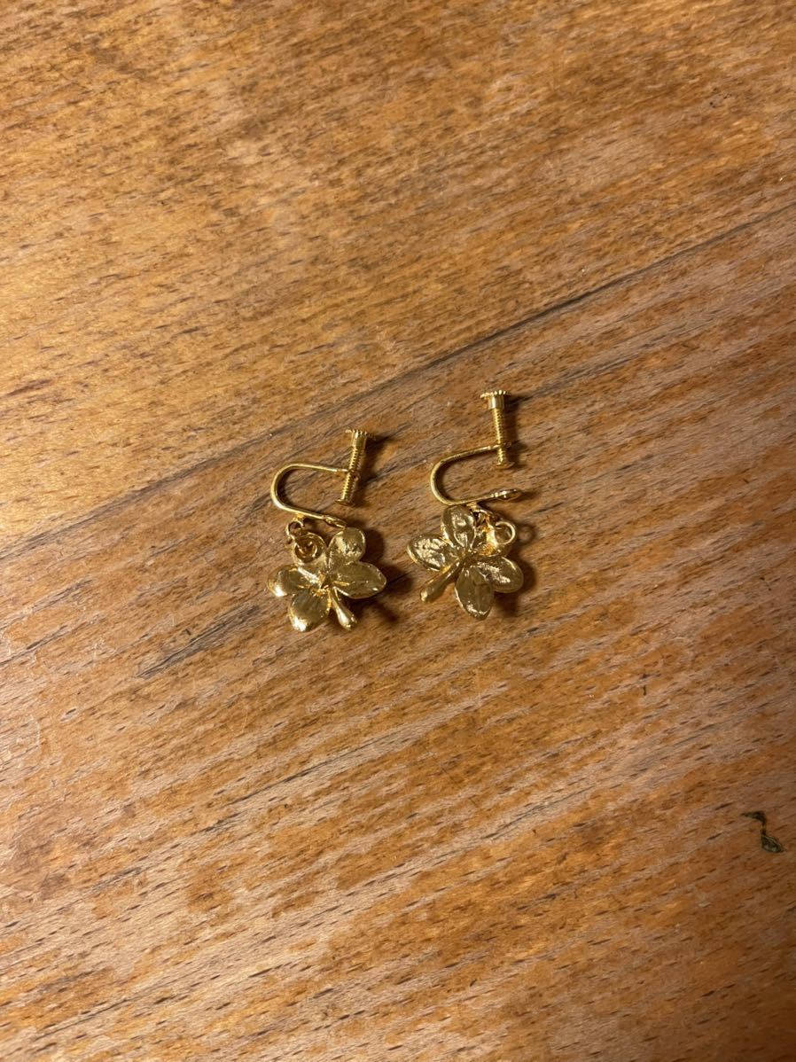 シャネル イヤリング ピアス ゴールド ラン 花 ビンテージ 18K GP(イヤリング)|売買されたオークション情報、yahooの商品情報を ...