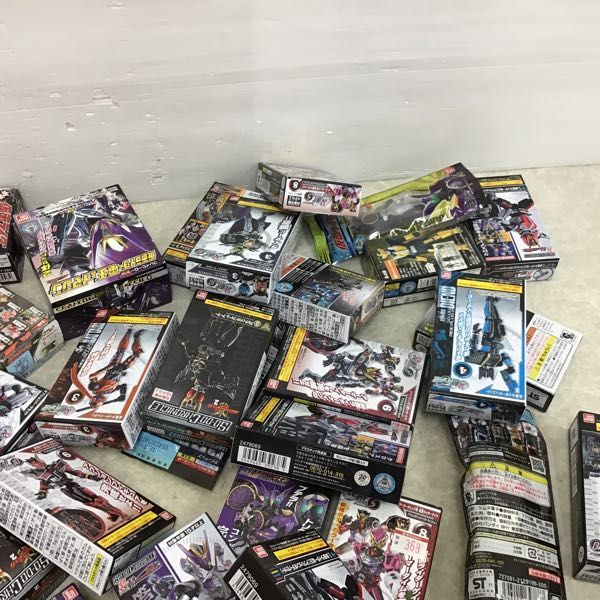 1円～ 訳あり SO-DO CHRONICLE 仮面ライダークウガ2 仮面ライダー対決セット 仮面ライダーキバ&電王 超越バトル編 他 SO-DO CHRONICLE 仮面ライダークウガ | 仮面ライダークウガ2（10個入） 10個入りBOX4549660466116