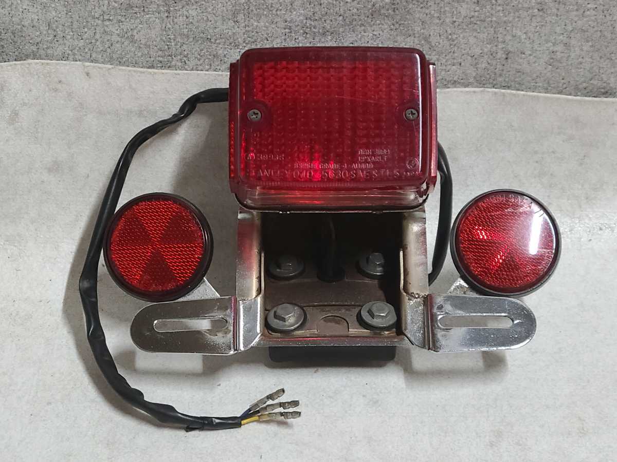 YAMAHA　SR400 SR500　純正　テールランプ　ASSY　送料込み