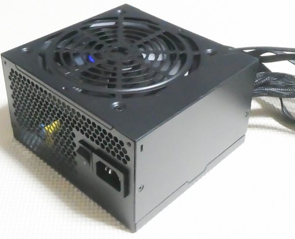 超激得，限定セール 玄人志向 KRPW-BK650W/85+ 650W セミプラグイン 80PLUS BRONZE ATX電源(650W～)｜売買されたオークション情報、yahooの商品情報をアーカイブ公開 - オークファン 650W～