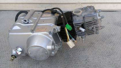 売れ筋がひ新作 エンジン 未使用 モンキー 110cc エンジン 冷却装置