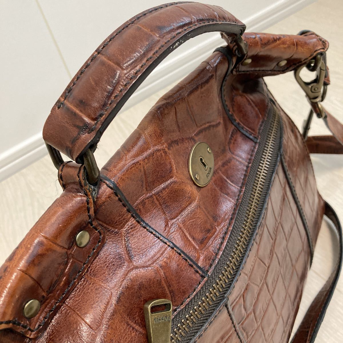 フォッシル FOSSIL レザー ショルダーバッグ クロコダイル 型押し 