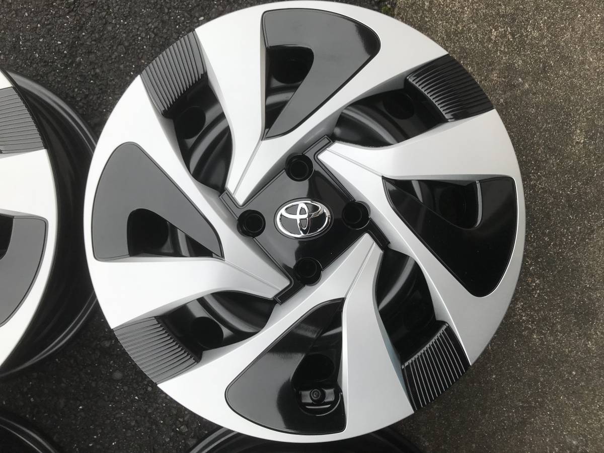 アクア 純正 NHP10 トヨタ ホイールキャップ 15インチ トヨタ純正