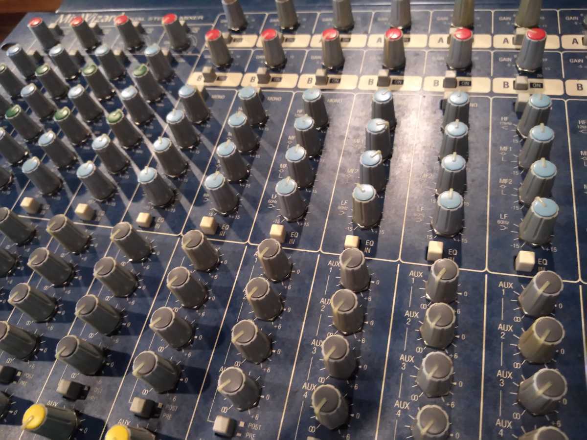 ALLEN&HEATH アナログミキサー MixWizard WZ20s