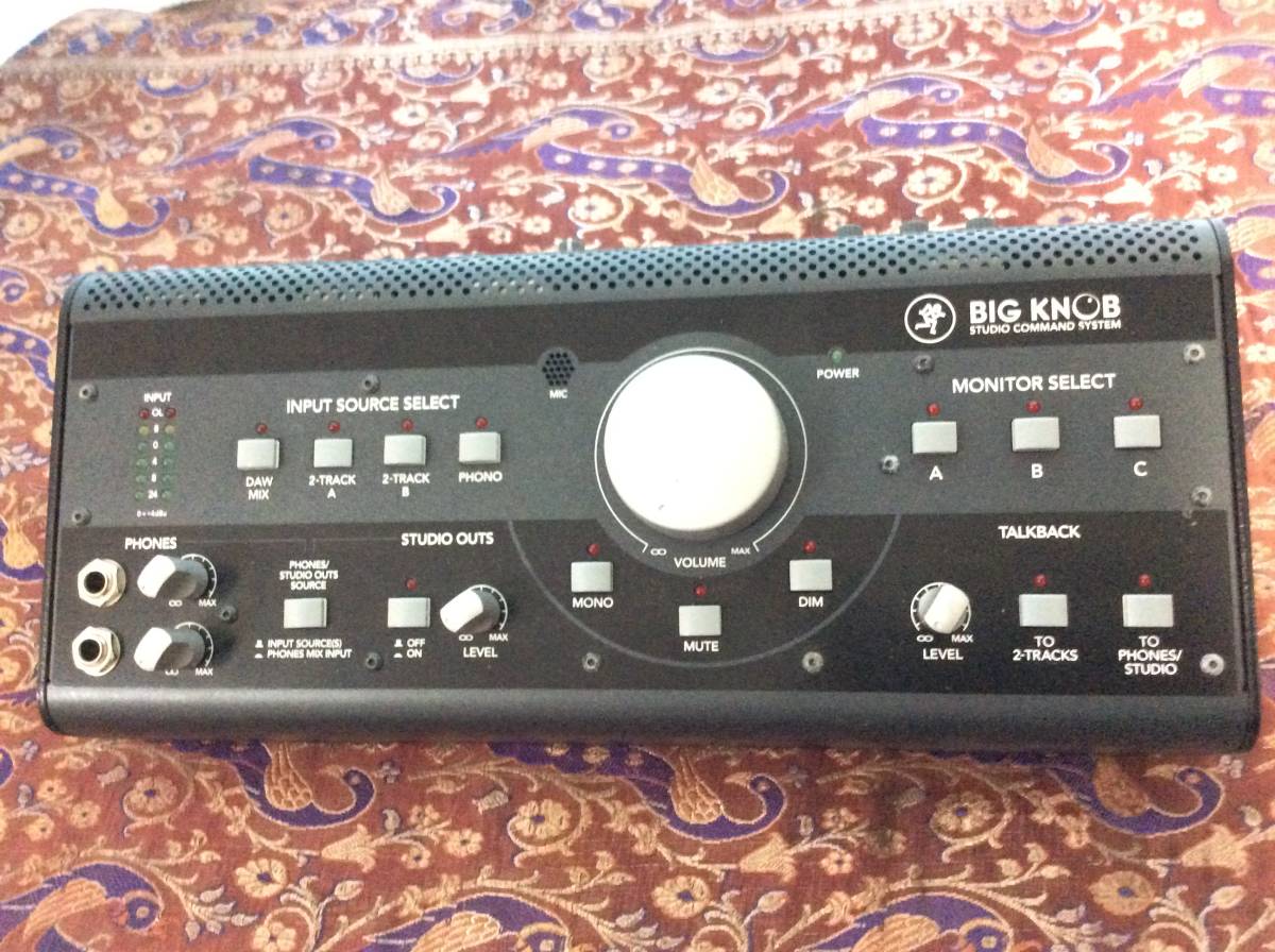 【希少】MACKIE BIG KNOB モニターコントローラー 動作品 MACKIE(マッキー)/Big Knob モニターコントローラー Knob Big MACKIE
