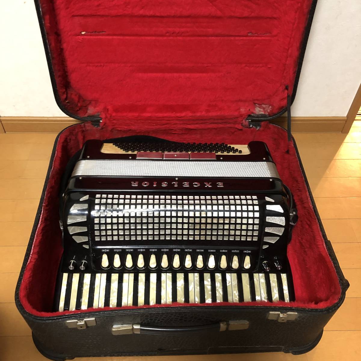 エキセルシャー　アコーディオン　EXCELSIOR　320M