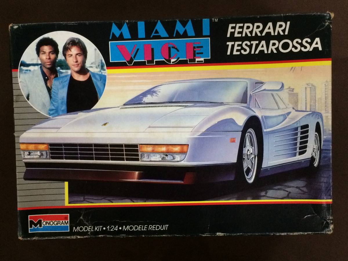 1/24　MONOGRAM　モノグラム　マイアミバイス　FERRARI　TESTAROSSA
