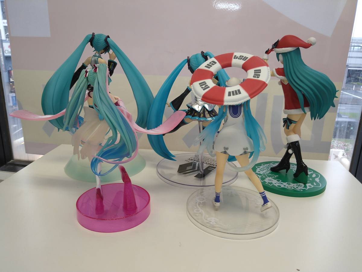 初音ミク プレミアムフィギュア | -Project EVOLVE バンプレスト 中古 