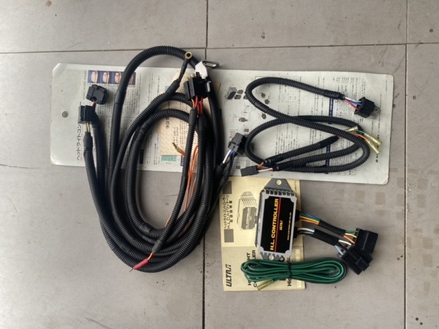 車 ULTRA H.L.C. ヘッドライトコントローラー 210W