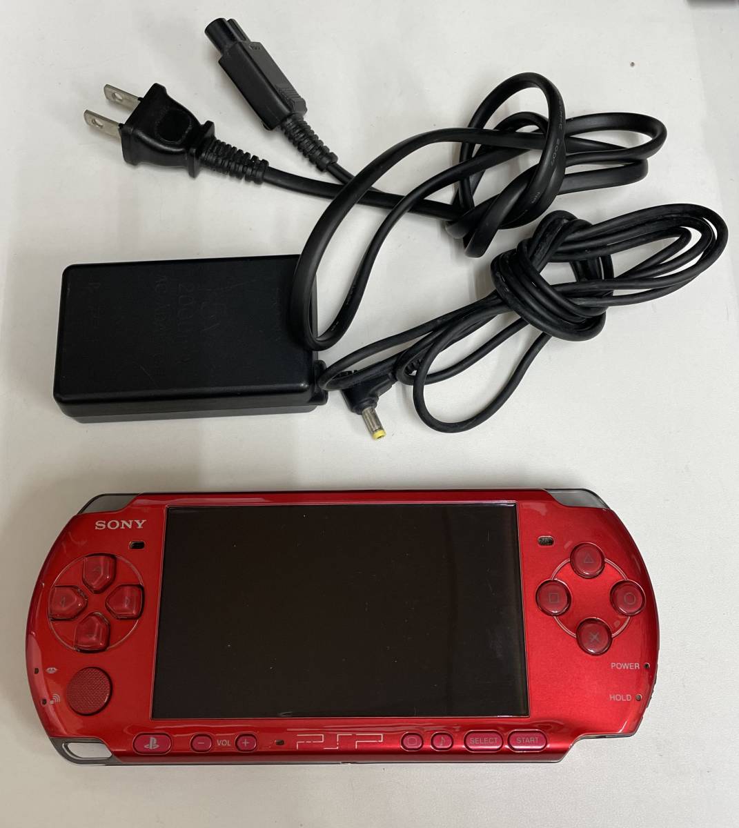 PSP-3000 本体 レッド 通電確認済みSONY ゲーム機本体1 動作確認済み ☆