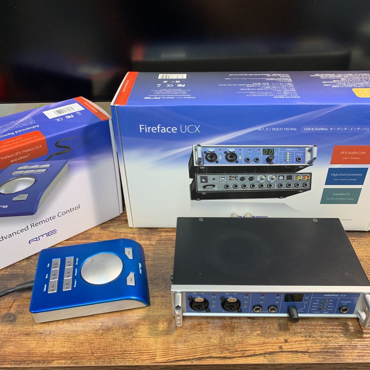 RME Fireface UCX リモートコントローラー付き RME Fireface UCX FX