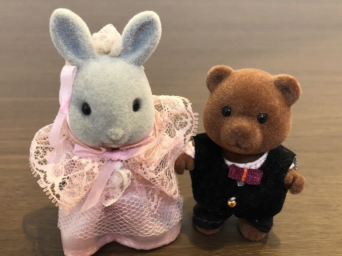 シルバニアファミリー ページボーイ&ブライズメイド ウェディング PETER & PIPPA キャラクタードール 人形、キャラクタードール