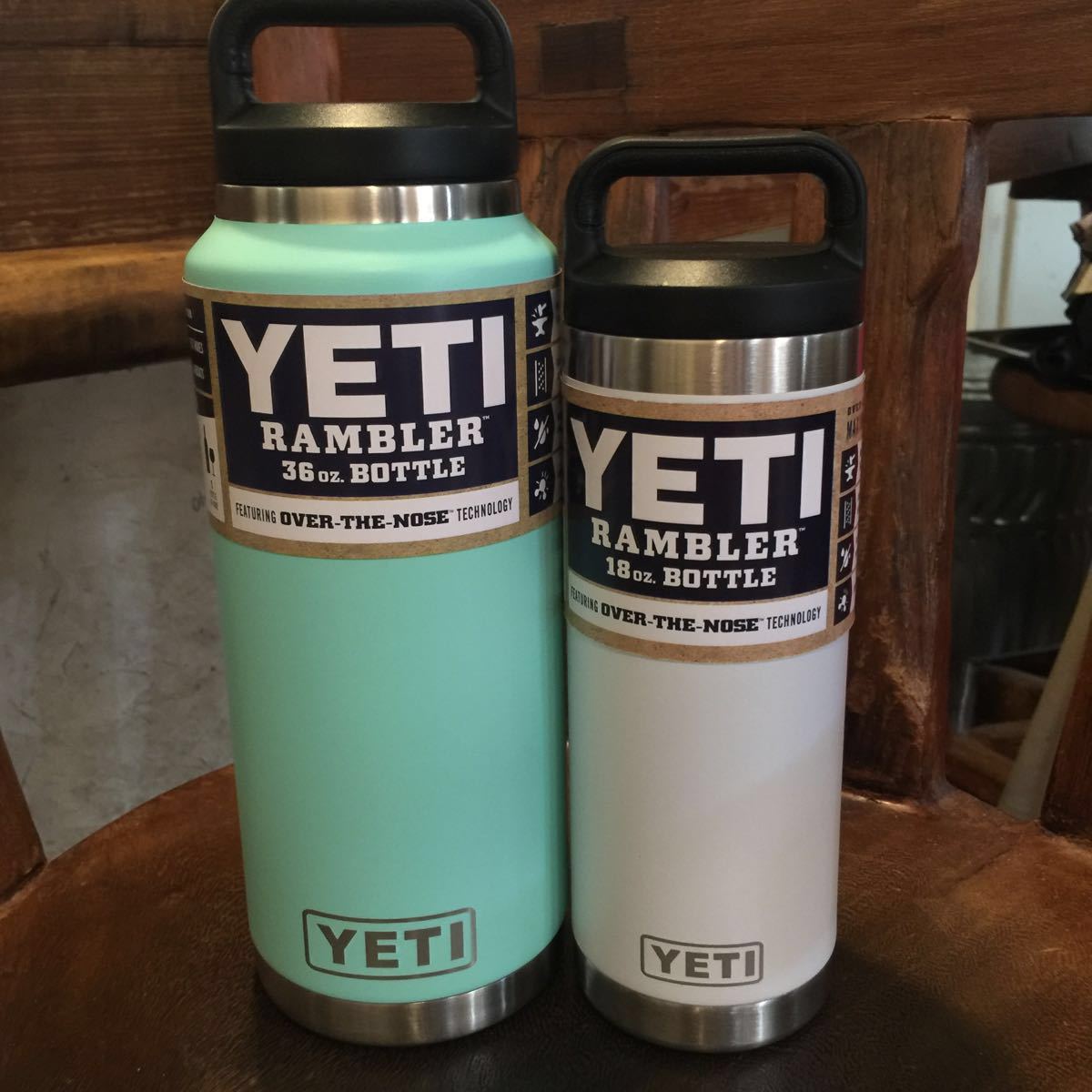 2個組 ライトグリーンxホワイト YETI イエティ RAMBLER Bottle 36oz 
