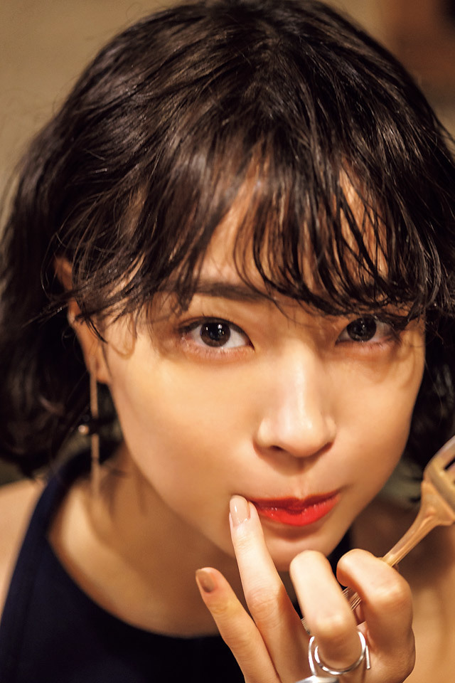 女優 広瀬すず 9g L版10枚 高画質 乃木坂46 売買されたオークション情報 Yahooの商品情報をアーカイブ公開 オークファン Aucfan Com