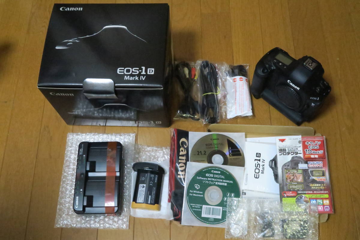 Sony DSC-RX100M5A 充電器、ケース、バッテリー３個 Sony DSC-RX100M5A 充電器、ケース、バッテリー3個 .com