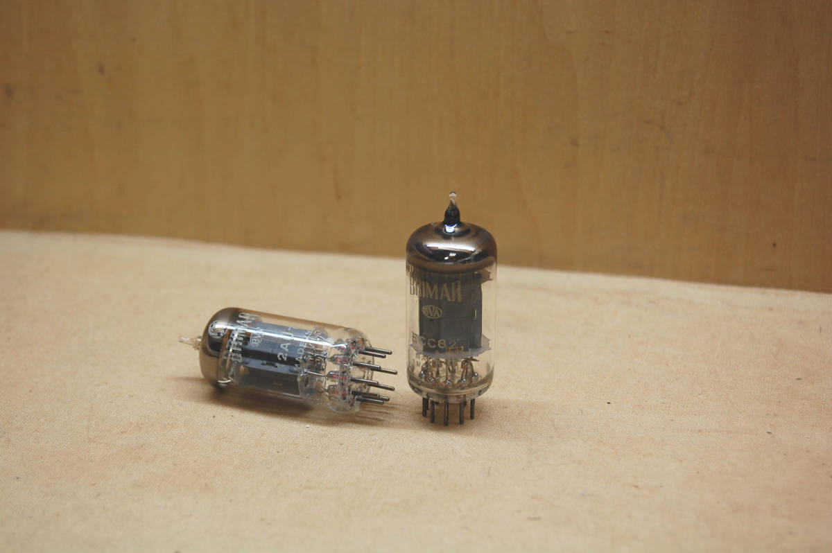 PAR! --Vntage Mullard 12au7 ecc82 tube Blackburn UK Great Brtan c