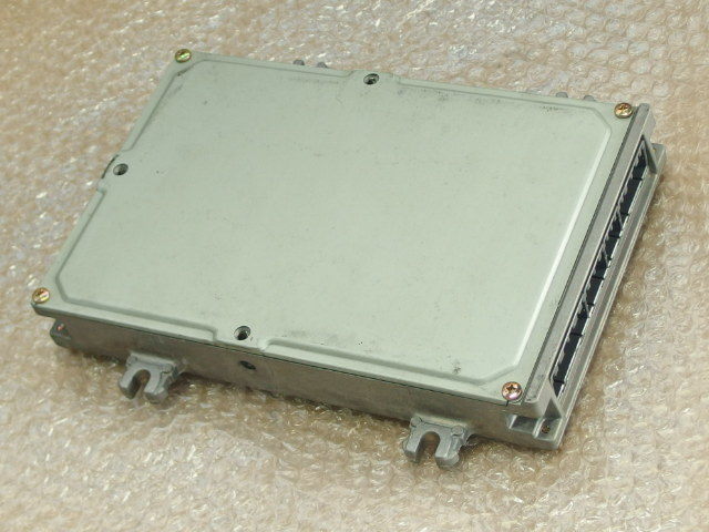 ホンダ エンジン コンピューター ECU B20 B18　～ 当時の無限ライク？ ホンダ S-MX RH1エンジン コンピューター 37820-P8R-911 ECU ENGINE